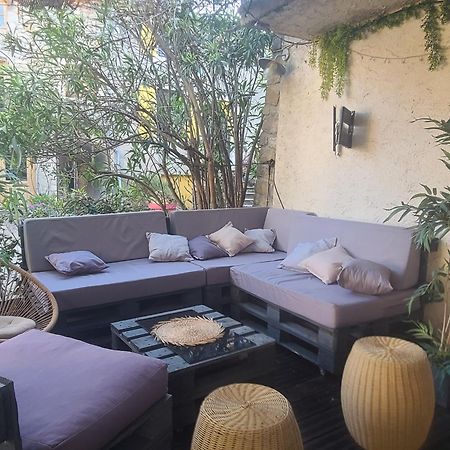 Auberge De L Helvie Chez Coco & Ricou Valvigneres 外观 照片