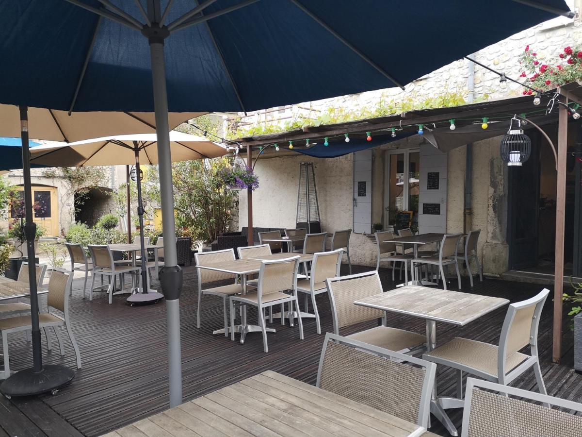 Auberge De L Helvie Chez Coco & Ricou Valvigneres 外观 照片