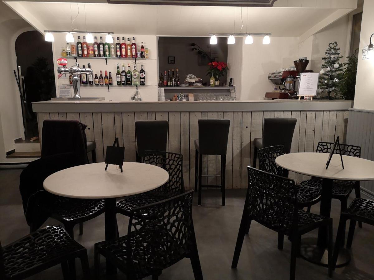 Auberge De L Helvie Chez Coco & Ricou Valvigneres 外观 照片