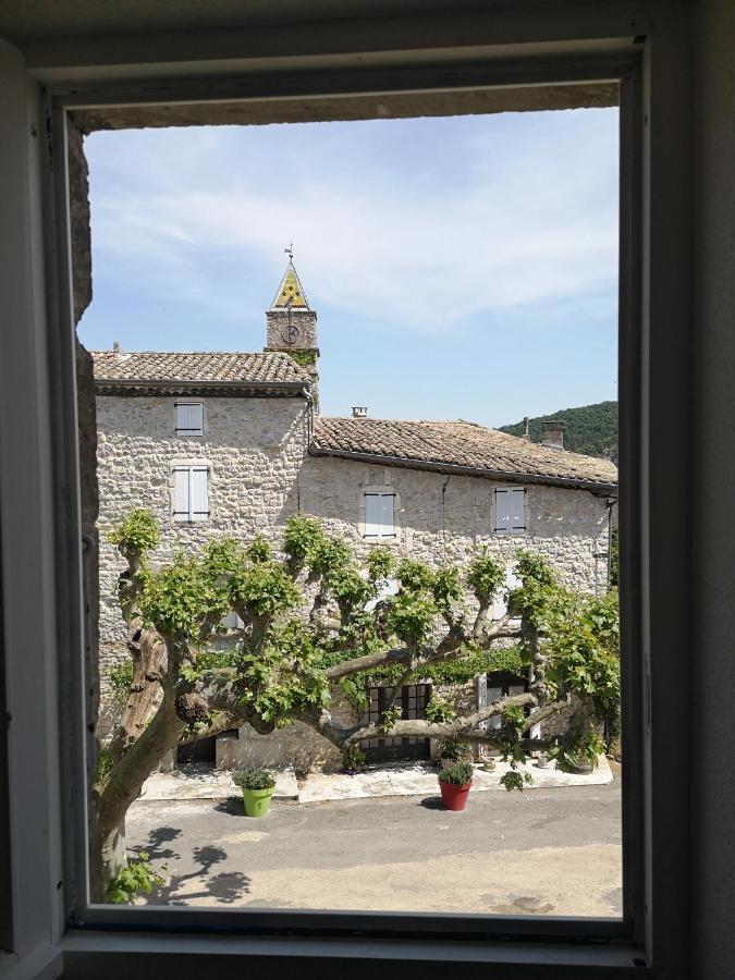 Auberge De L Helvie Chez Coco & Ricou Valvigneres 外观 照片